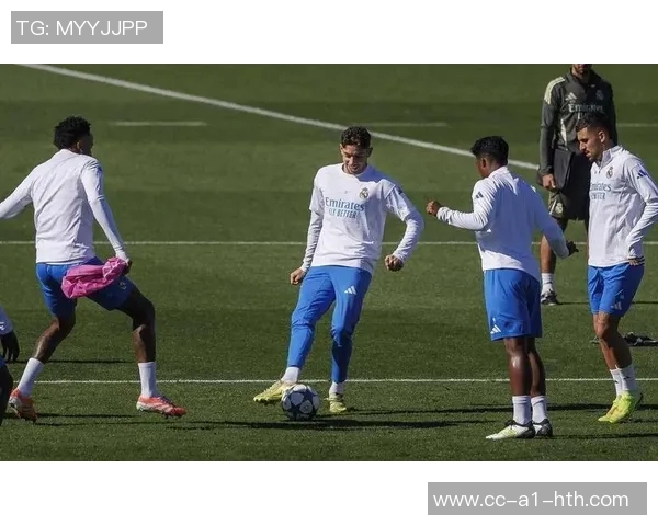 皇马1月追逐埃尔切小将门多萨未果球员崇拜梅西为偶像