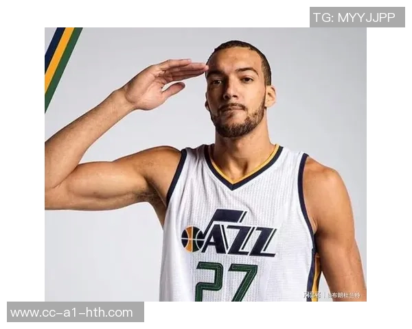 戈贝尔调侃杰伦布朗建议剃光头引发热议 戈贝尔调侃杰伦布朗建议剃光头引发热议