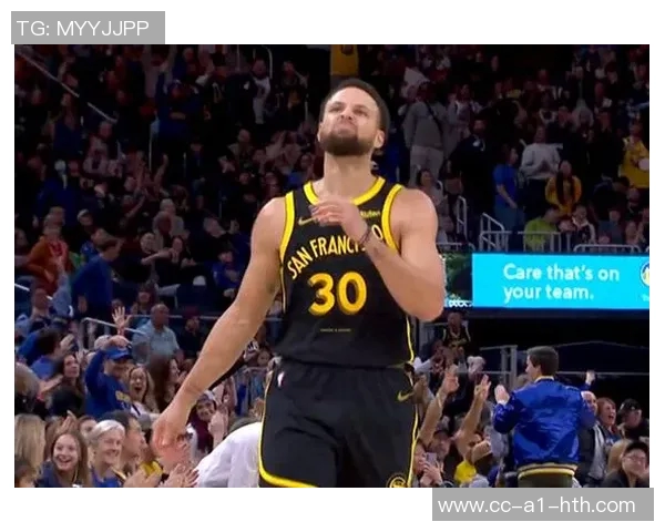 克莱半场表现低迷仅得3分正负值5让球队陷入困境 克莱半场表现低迷仅得3分正负值5让球队陷入困境